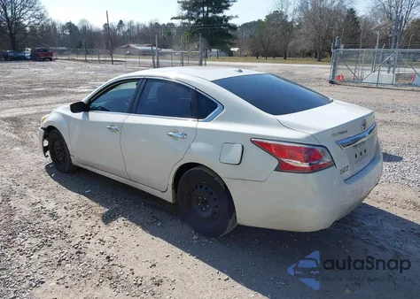 2015 Nissan Altima 2.5/2.5 S/2.5 Sl/2.5 Sv from USA, damaged, VIN 1N4AL3AP7FN897179